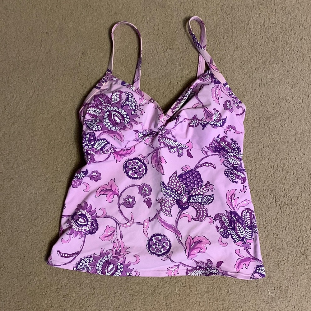 Land’s End women’s Swim. Underwire tankini top.  Purple/lilac, size 6 regular